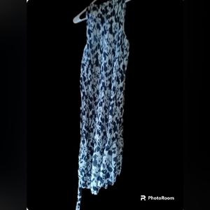 A New Day Navy & White Floral Sleeveless Dress with ruffles